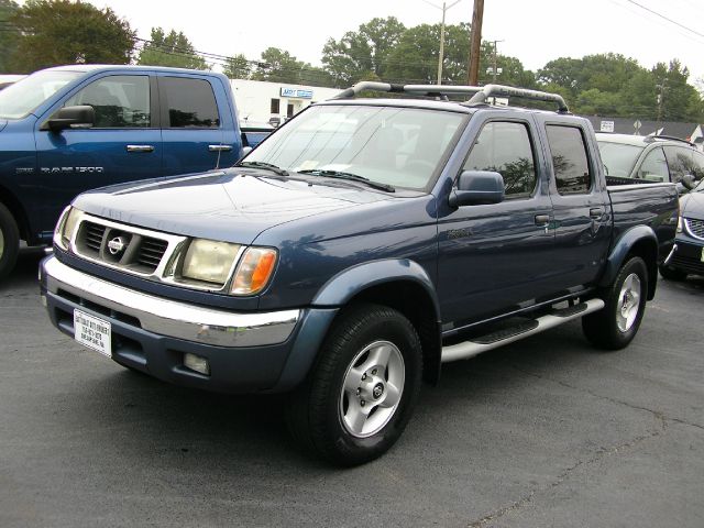 Nissan Frontier 2000 photo 4