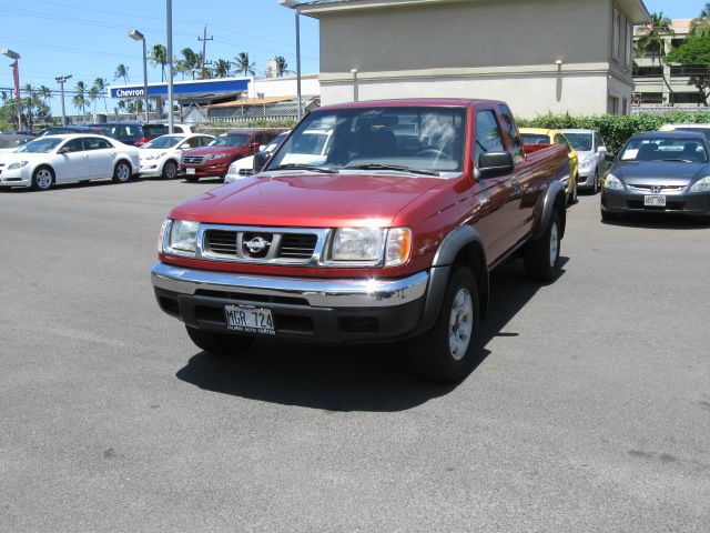 Nissan Frontier 2000 photo 3