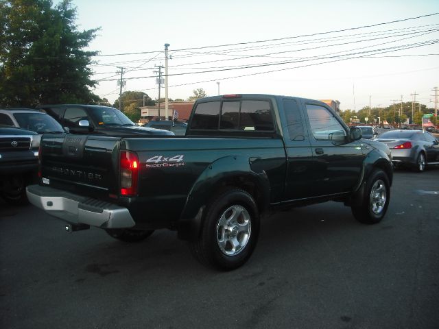 Nissan Frontier SC SUV Pickup Truck