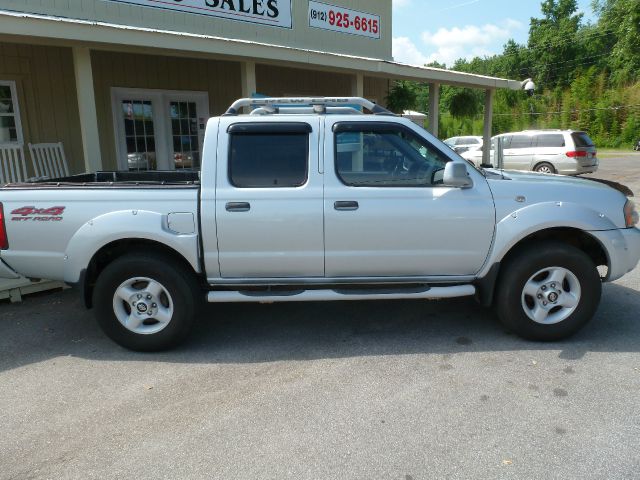 Nissan Frontier 2001 photo 18