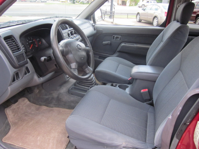 Nissan Frontier 2001 photo 0