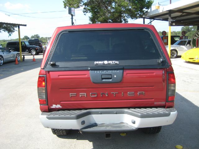 Nissan Frontier 2001 photo 3