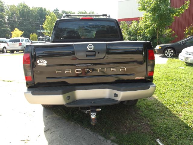 Nissan Frontier 2001 photo 3