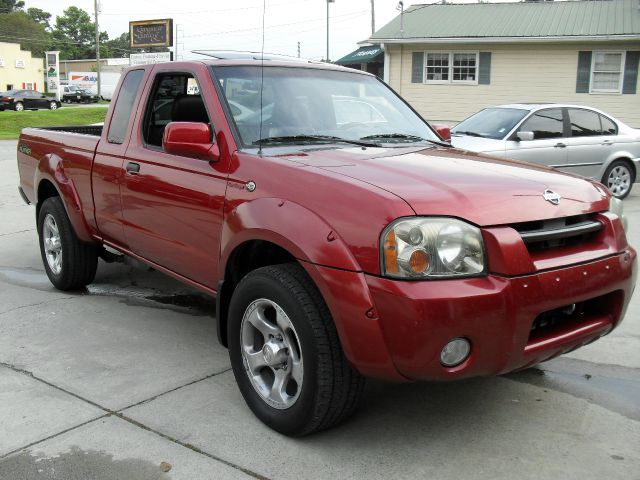 Nissan Frontier 2001 photo 2