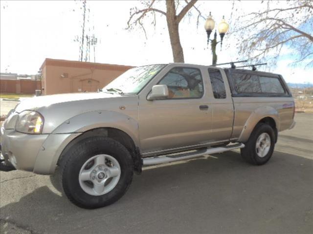 Nissan Frontier 2001 photo 2