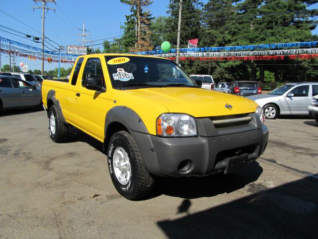 Nissan Frontier 2001 photo 1