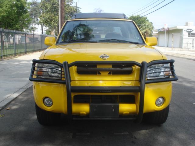 Nissan Frontier 2001 photo 1