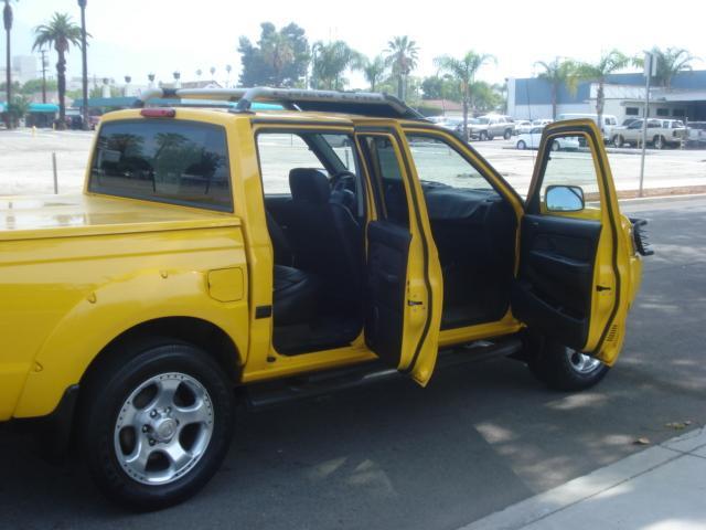 Nissan Frontier 2001 photo 8