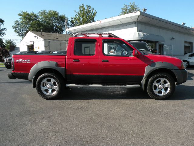 Nissan Frontier 2001 photo 2