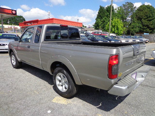 Nissan Frontier 2001 photo 1