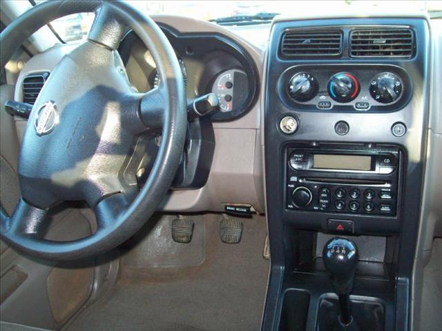 Nissan Frontier 2002 photo 5