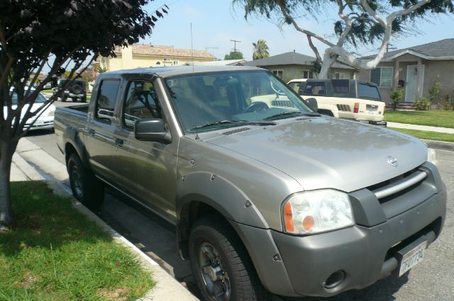 Nissan Frontier 2002 photo 2