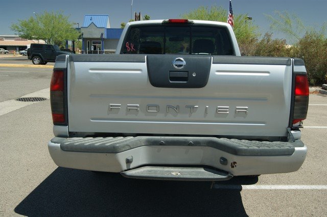 Nissan Frontier 2002 photo 6