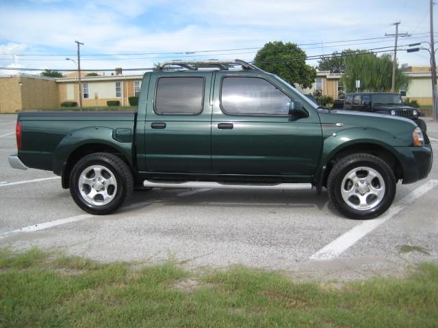 Nissan Frontier 2002 photo 3