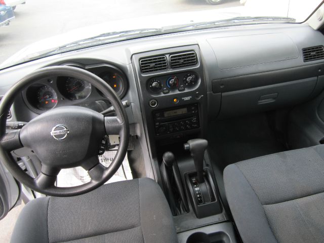 Nissan Frontier 2002 photo 10