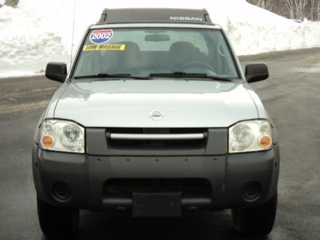 Nissan Frontier 2002 photo 3