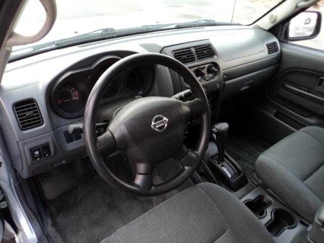 Nissan Frontier 2002 photo 5