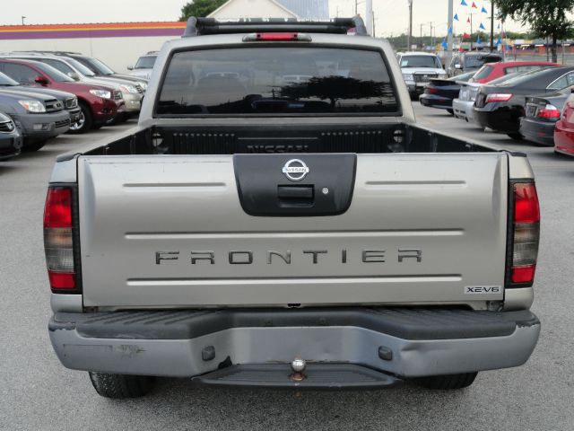 Nissan Frontier 2002 photo 1