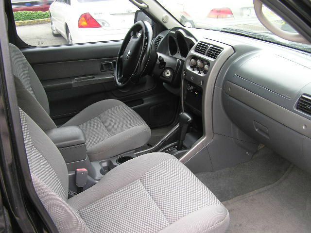 Nissan Frontier 2002 photo 1