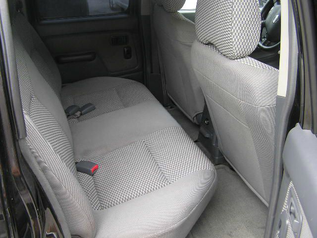 Nissan Frontier 2002 photo 5