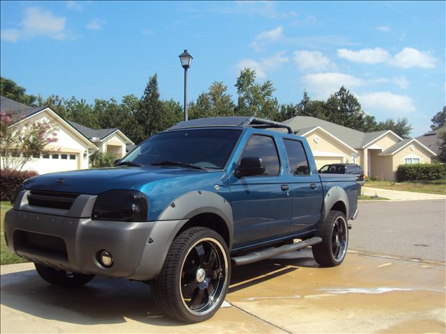 Nissan Frontier 2002 photo 3