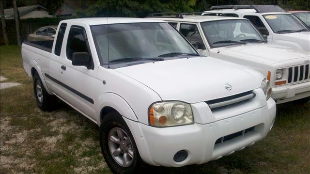 Nissan Frontier 2002 photo 2