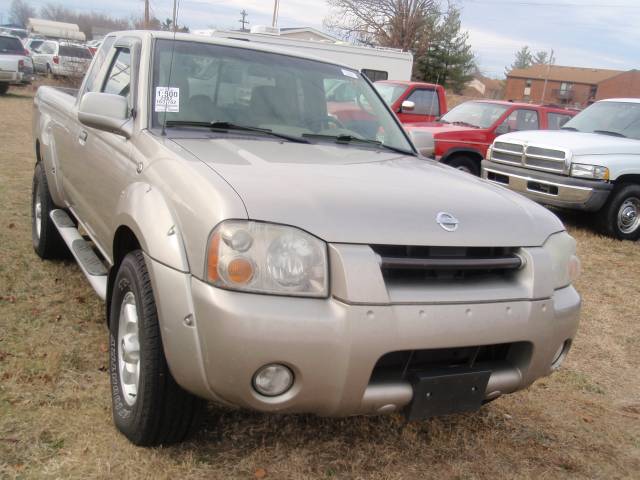 Nissan Frontier 2002 photo 2