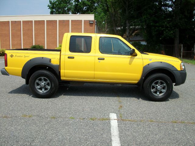 Nissan Frontier 2002 photo 3