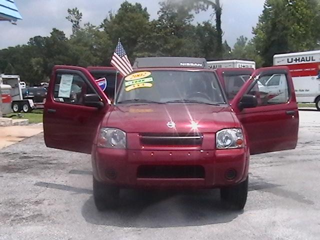 Nissan Frontier 2002 photo 2