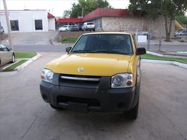 Nissan Frontier 2002 photo 2