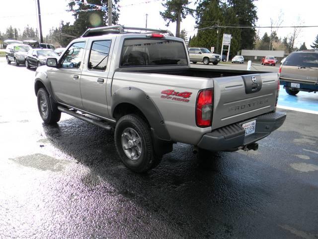 Nissan Frontier 2002 photo 2