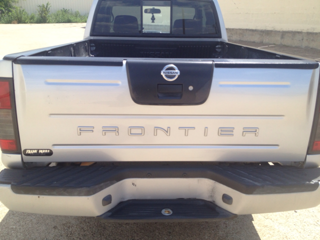 Nissan Frontier 2002 photo 4