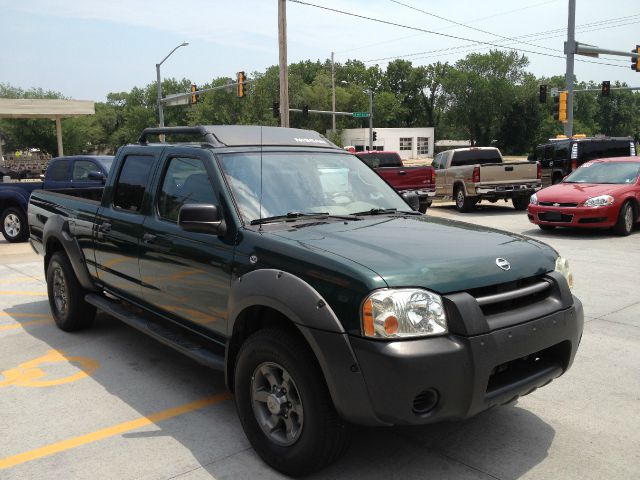 Nissan Frontier 2002 photo 2