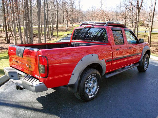 Nissan Frontier 2002 photo 1