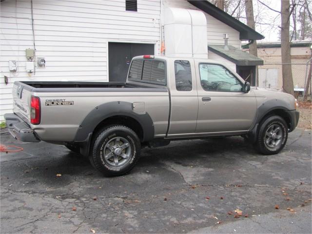 Nissan Frontier 2002 photo 1