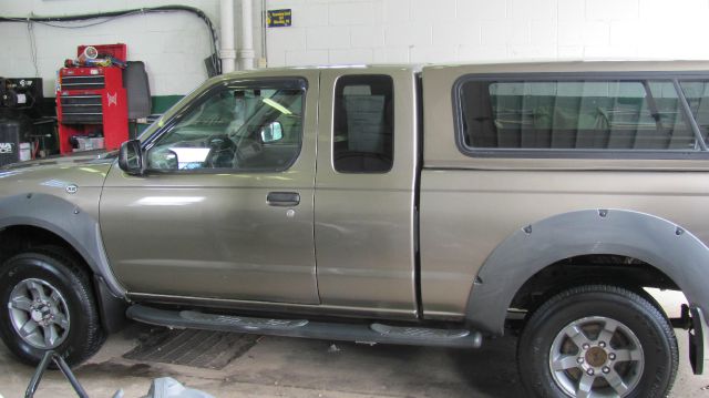 Nissan Frontier 2002 photo 3