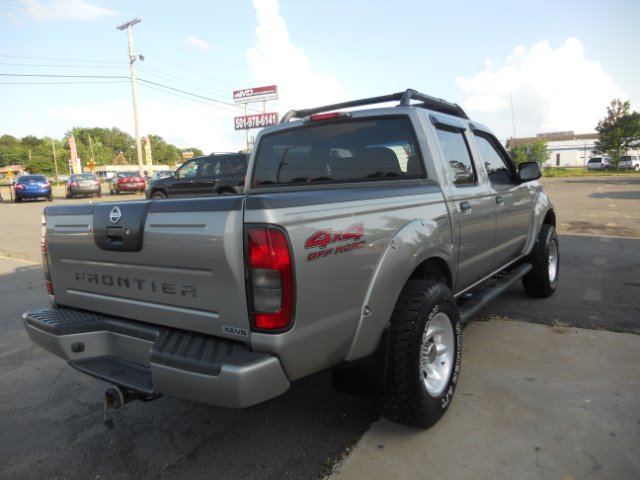 Nissan Frontier 2003 photo 1