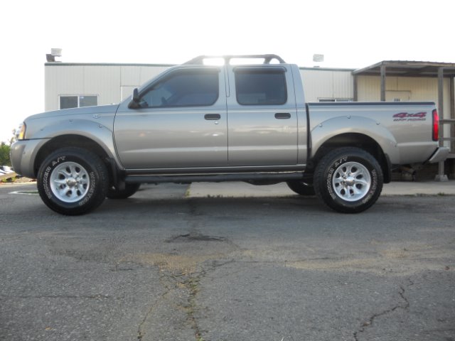 Nissan Frontier 2003 photo 3