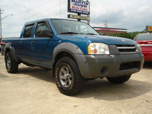 Nissan Frontier 2003 photo 13