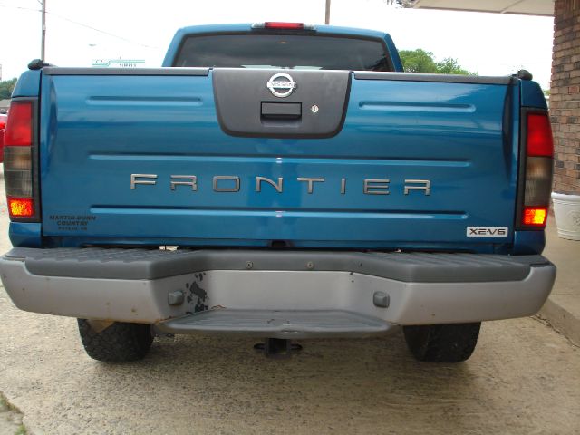 Nissan Frontier 2003 photo 4