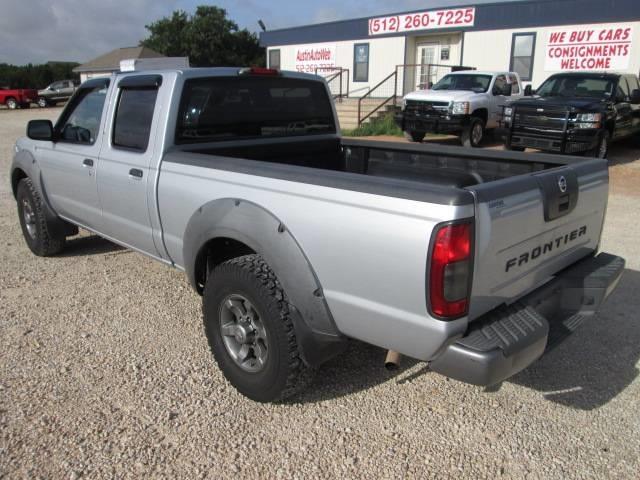 Nissan Frontier 2003 photo 4