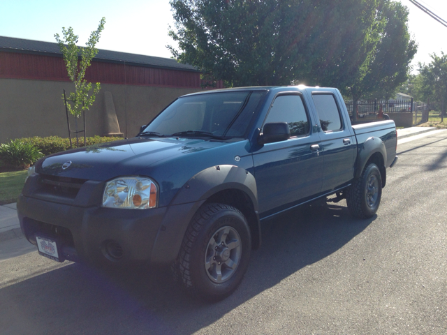 Nissan Frontier 2003 photo 9