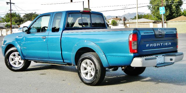 Nissan Frontier 2003 photo 3