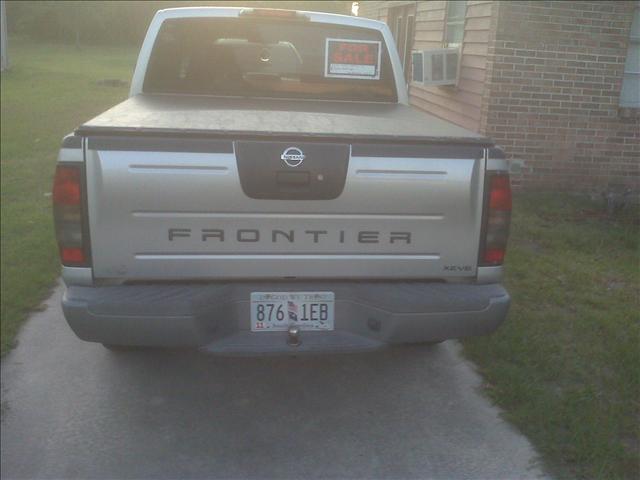 Nissan Frontier 2004 photo 4