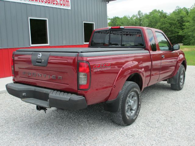 Nissan Frontier 2004 photo 1