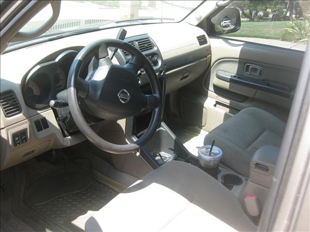 Nissan Frontier 2004 photo 3