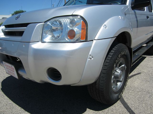 Nissan Frontier 2004 photo 4