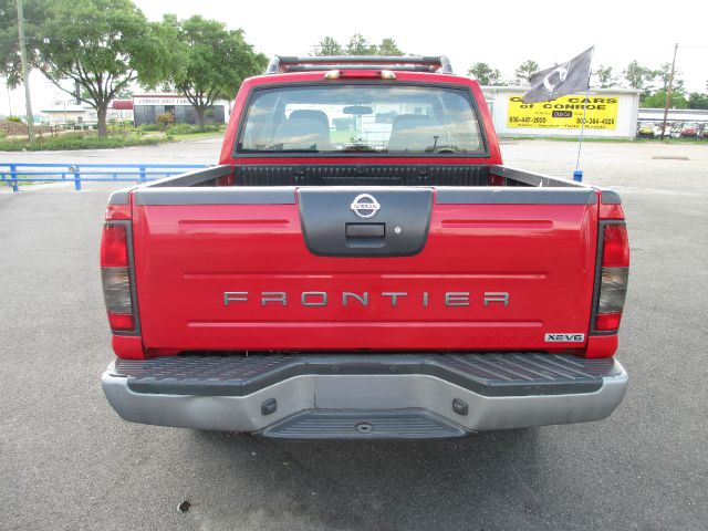 Nissan Frontier 2004 photo 1