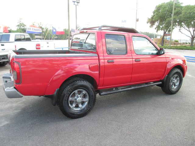 Nissan Frontier 2004 photo 12