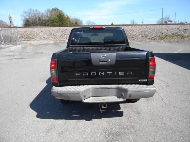 Nissan Frontier 2004 photo 21